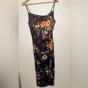 The Latest Scoop Floral Slip Dress – Size S